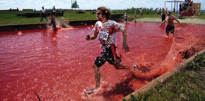 Carrera de Zombis en Edmonton: El Nuevo Deporte Urbano que Literalmente te Hará Correr por tu Vida